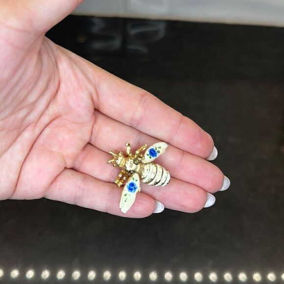 Fashion Jewelry Bundle-Earrings  - Picture 10 of 15